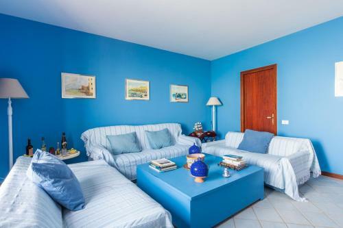 Apartamento Suitelowcost Cefal�