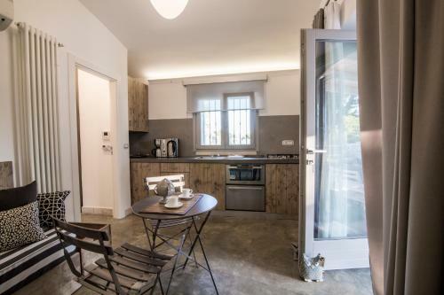 Capece Villa Sleeps 8 Pool Air Con Wifi