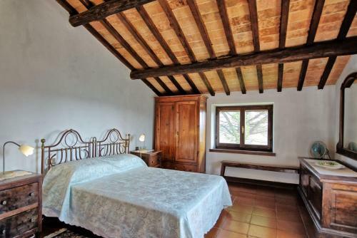 Cetona Villa Sleeps 7 Pool Air Con