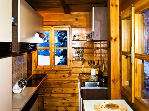 Chalet Tradizionale Con Giardino