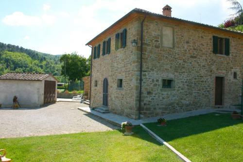 Celle Sul Rigo Villa Sleeps 7 Wifi