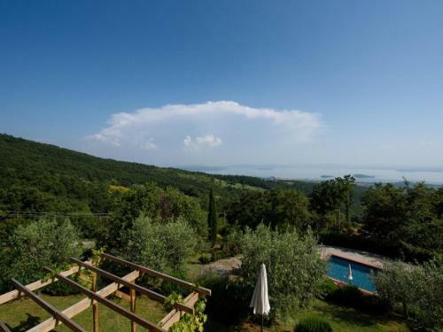 Gosparini Villa Sleeps 10 Pool Wifi