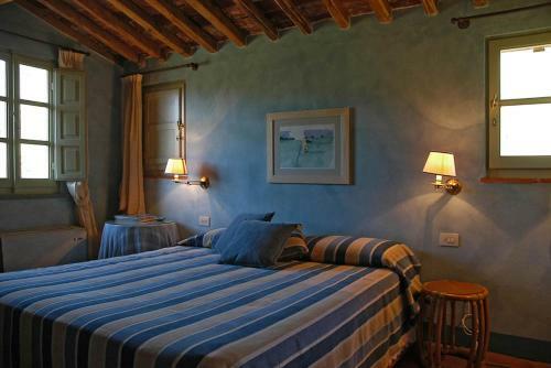Piano Di Conca Villa Sleeps 10 Pool Air Con T763289
