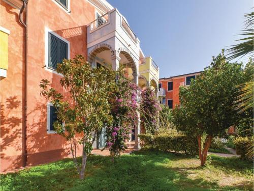 Two-bedroom Apartment In Valledoria Ss