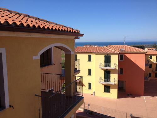 Modern 1bed Apartment(Sleep 4)sea View Only 700mt From Sea