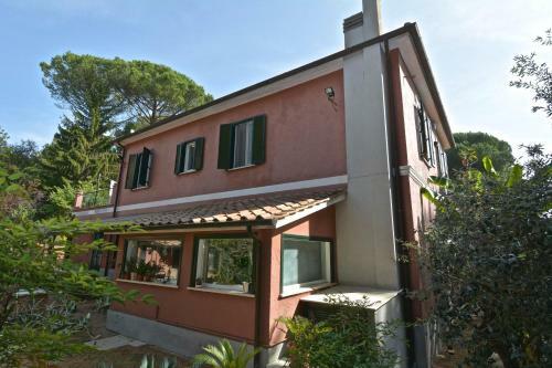 Villa Castelli Romani With Garden