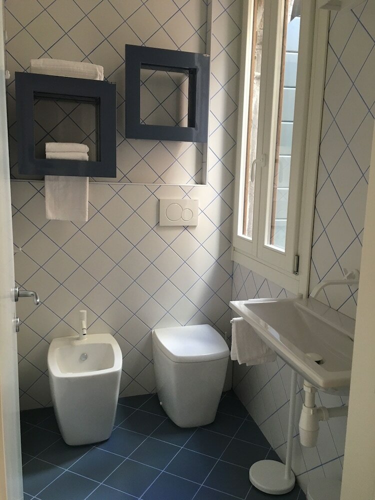 Hostal San Marco Design Suites