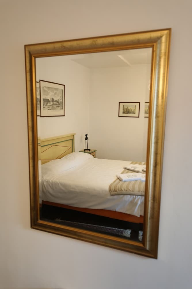 Hostal Lovely Apartment In Venice