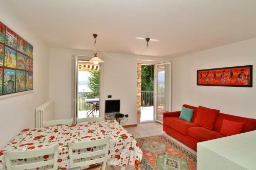 Piazzo Apartment Sleeps 6 Pool