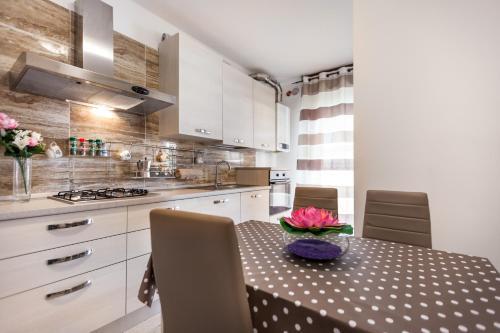 Apartamento Residenza Larissa Luxury 2