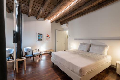 Santa Cecilia Apartment