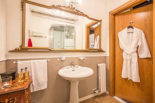 Hostal Corte Realdi Boutique Rooms