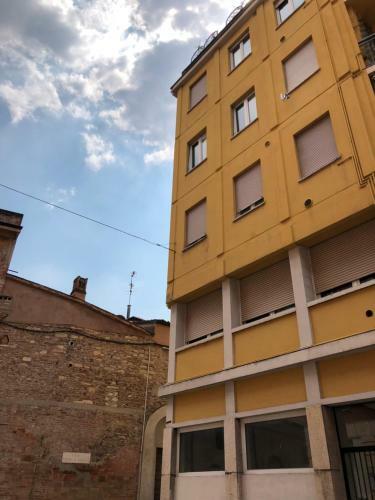 Gatto Romeo Apartments