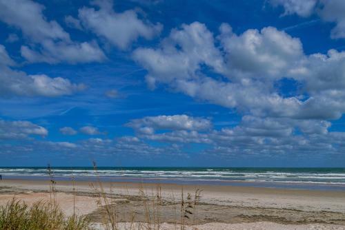 Hotel The Cove On Ormond Beach