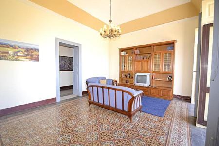 Viagrande Villa Sleeps 8 Wifi