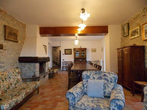 Vicchio Villa Sleeps 14 Pool Wifi