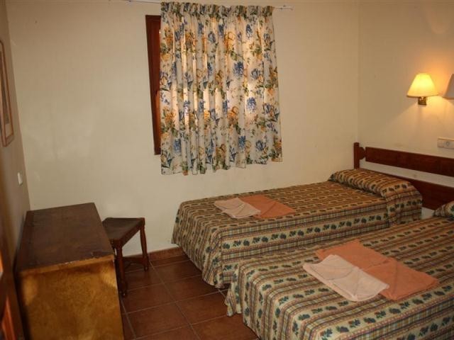 Hotel Bungalows Santa Barbara