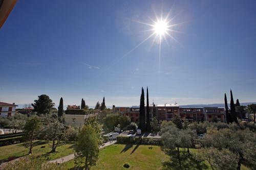 Toscolano-maderno Apartment Sleeps 8