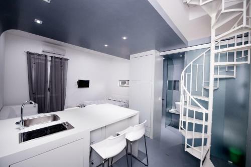 Staiti Apartments
