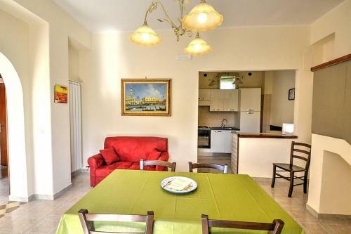 Trecastagni Villa Sleeps 6 Air Con Wifi