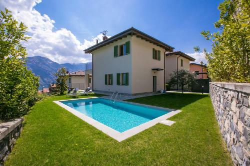Tremezzo Villa Sleeps 6 Pool Air Con