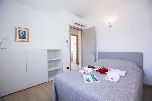 Tremezzo Villa Sleeps 6 Pool Air Con