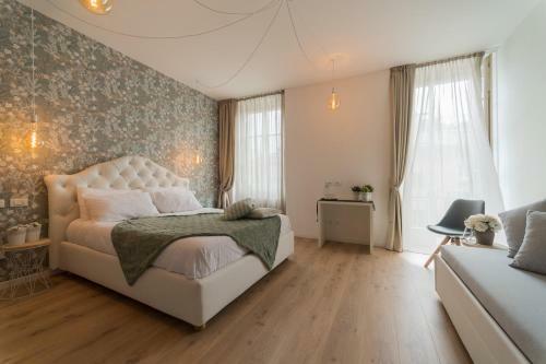 Bed & Breakfast Lainez Rooms & Suites