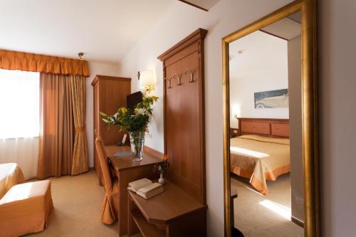 Sartori's Hotel