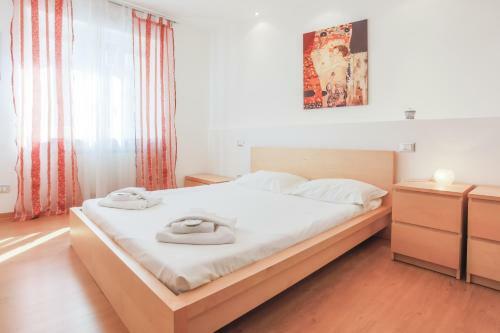 Apartamento Triestevillas Galleria, Simply And Bright For 2+2