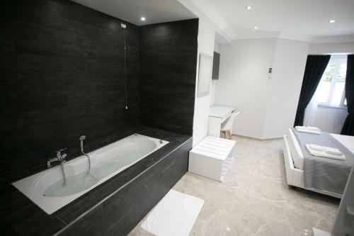 Hostal Tropea Luxury & Charm