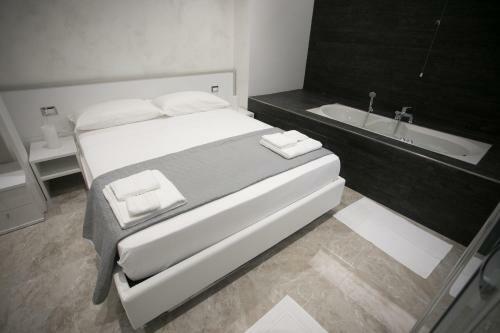 Hostal Tropea Luxury & Charm