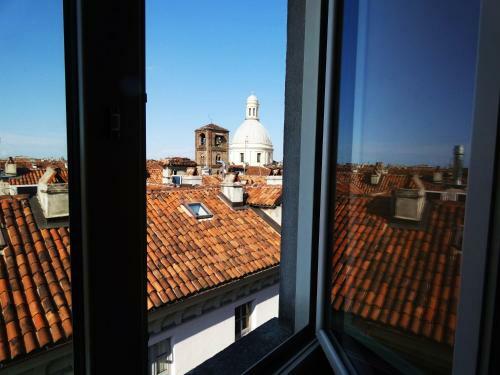 Apartamento San Domenico Raffaello Residence