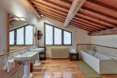 Strada In Chianti Villa Sleeps 11 Pool Wifi