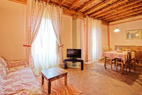 Strada In Chianti Apartment Sleeps 7 Pool Wifi