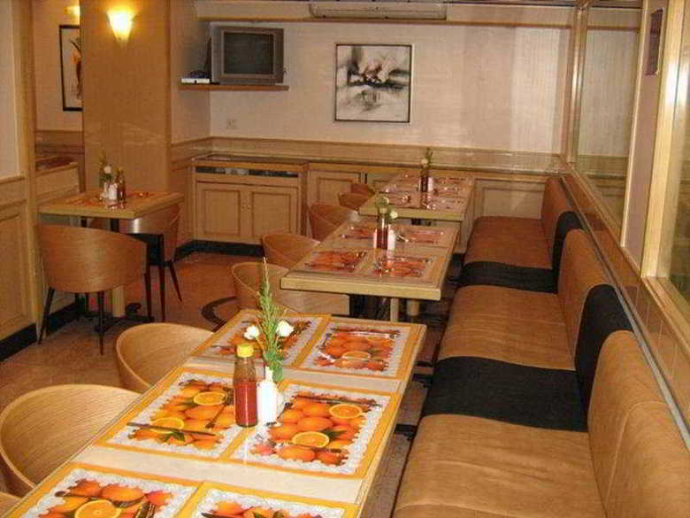 Hotel Suba Palace
