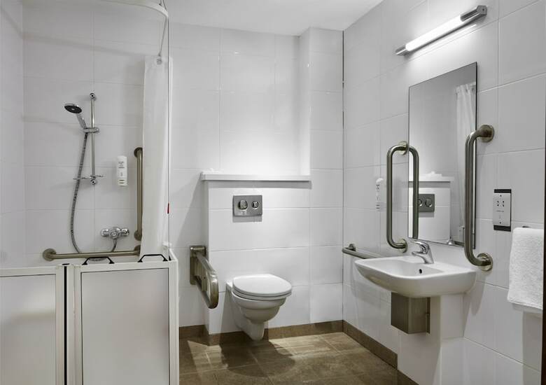 Hotel Ibis Belfast Queens Quarter