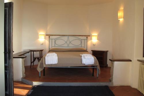 Orbetello Villa Sleeps 10 Wifi