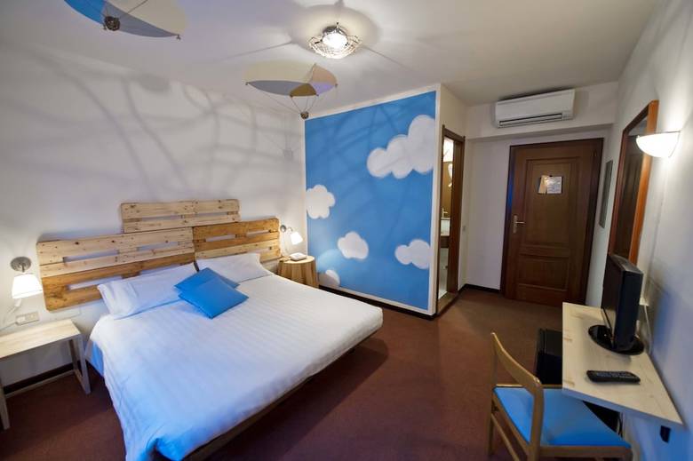 Hotel Rendez Vous