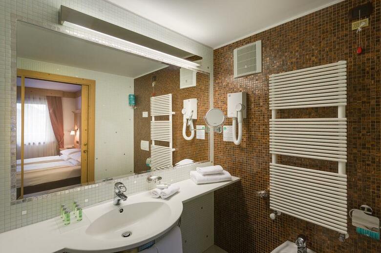 Hotel Antares