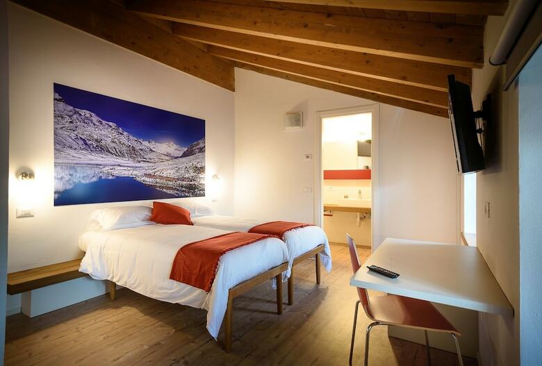 Hostal Le Stanze Del Trenino Rosso