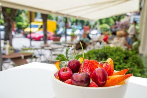 Hostal Bernina Express Rooms&breakfast