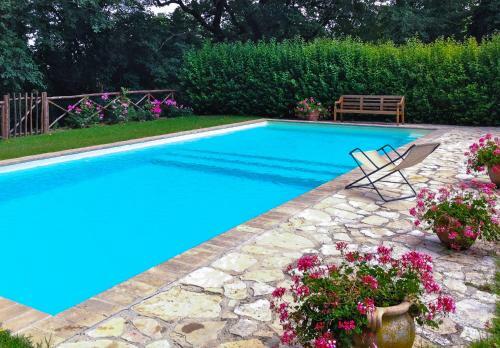 Todi Villa Sleeps 10 Pool Wifi