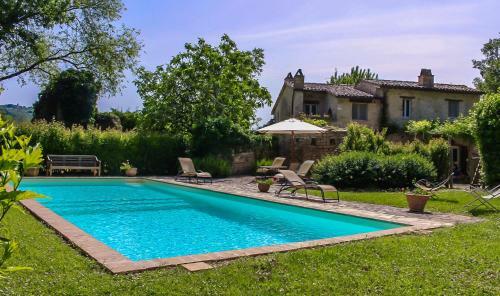 Todi Villa Sleeps 10 Pool Wifi