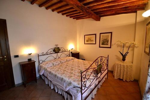 Siena Villa Sleeps 5 Pool Wifi