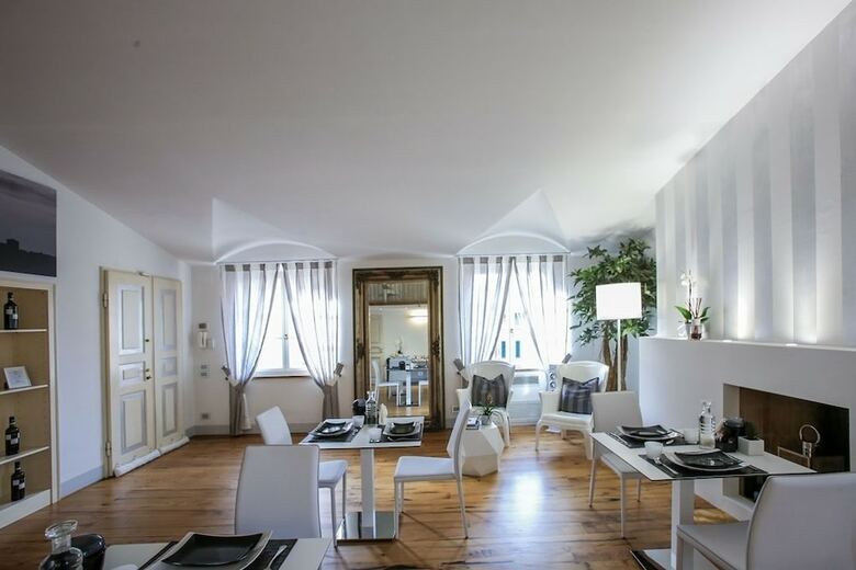 B&B Le Logge Luxury Rooms