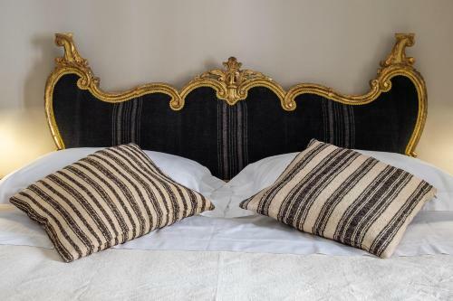 Bed & Breakfast Casatorre Dei Leoni Dimora Storica
