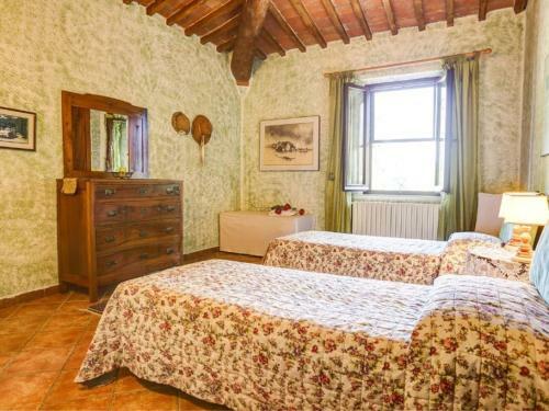 Scrofiano Villa Sleeps 8 Pool Wifi