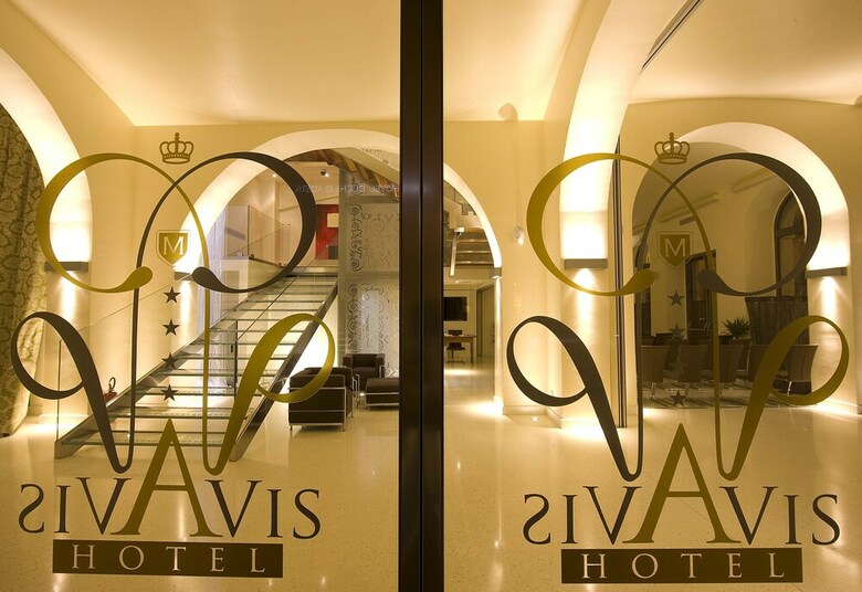 Hotel Duchi Vis A Vis