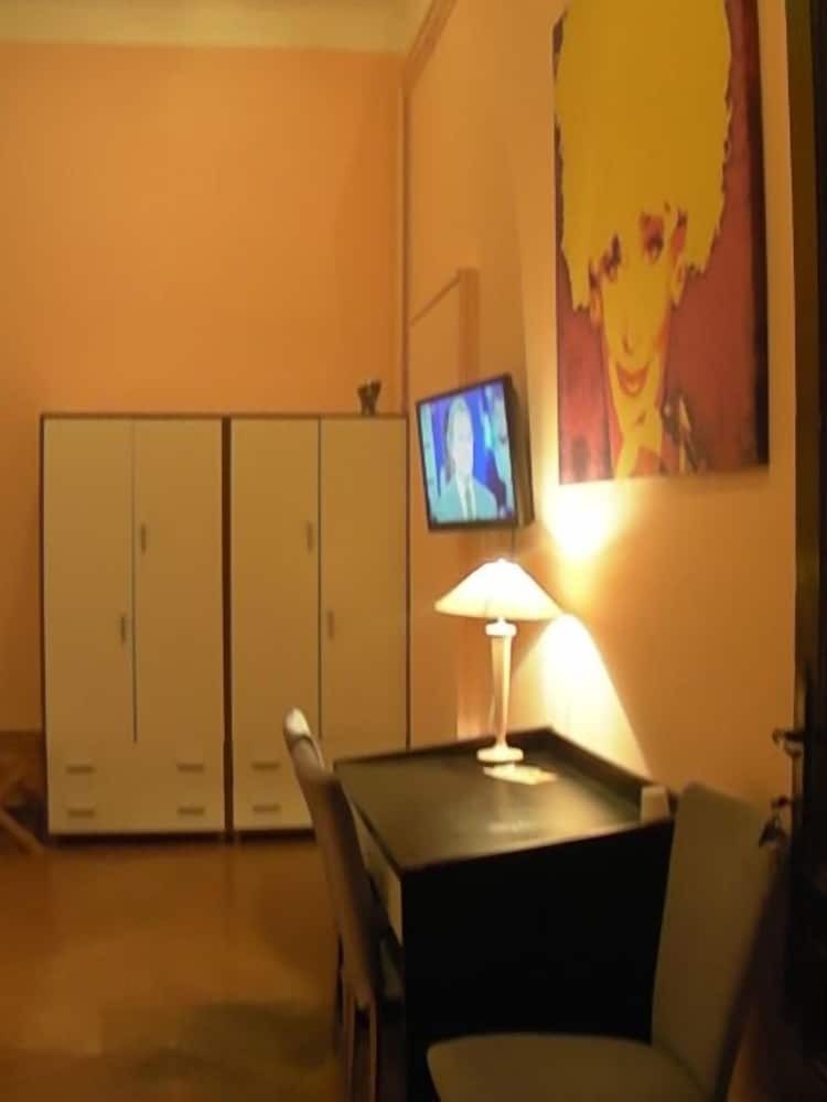 Bed & Breakfast Alla Stazione