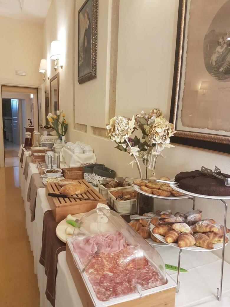 Hotel Domus Mariae Albergo